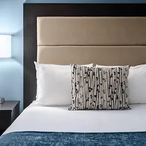 Embassy & Hotel Ottawa