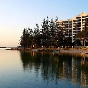 Ramada By Wyndham Golden Resort Caloundra