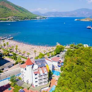 3* Hotel Chateau De